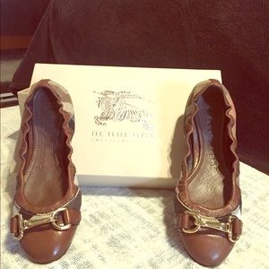 Burberry ballerina flats